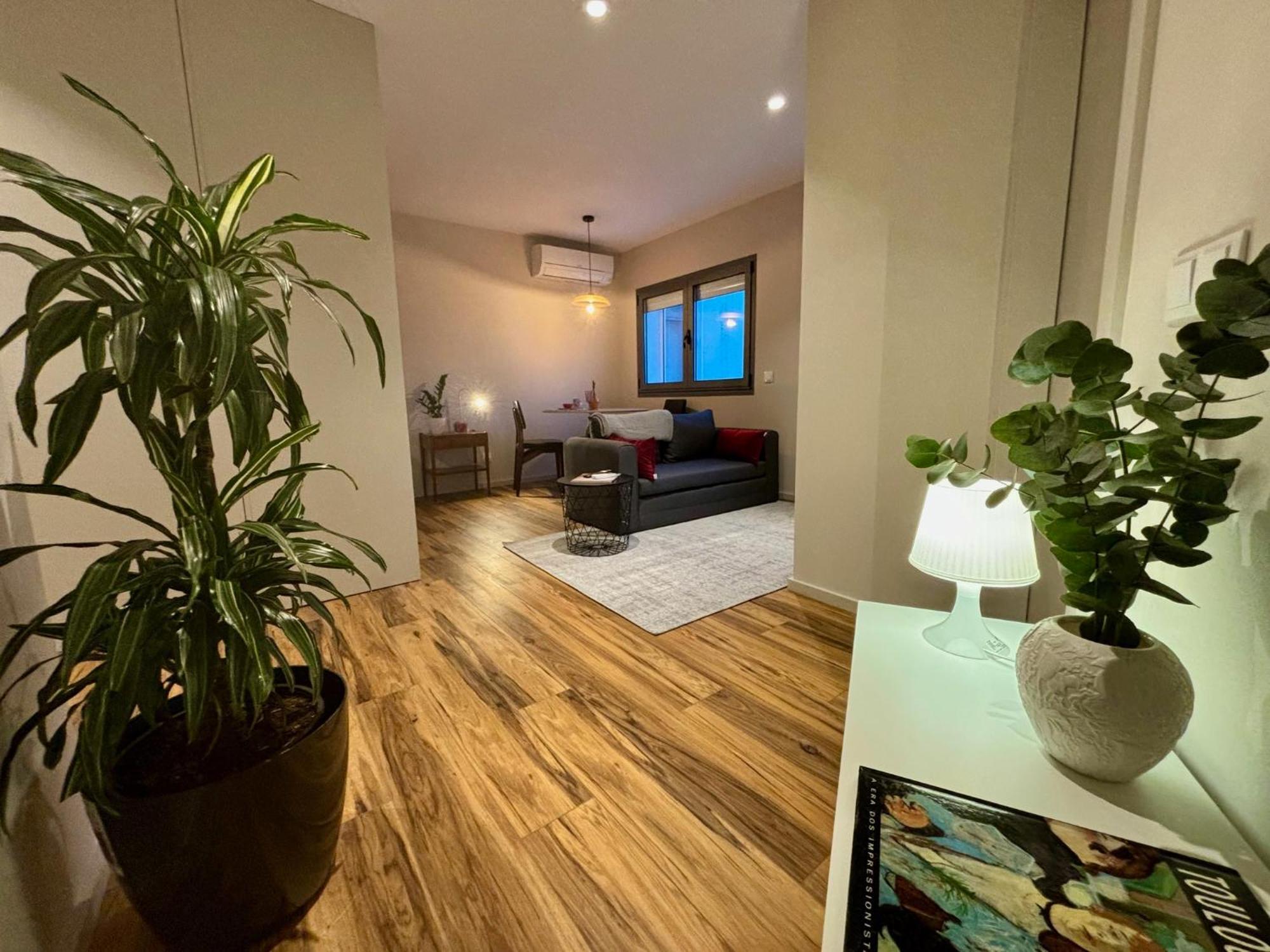 Three Little Birds -redbird Apartment Guimaraes